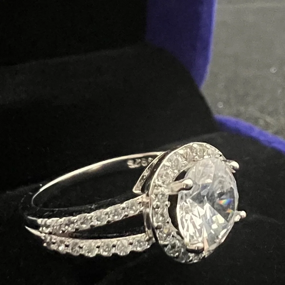 🆕 New Simulated Diamond 925 Sterling Silver Round Cut Wedding Engagement ring